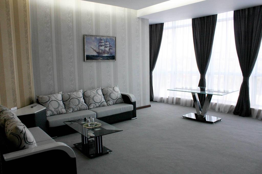 Titanik Hotel Bakü Dış mekan fotoğraf